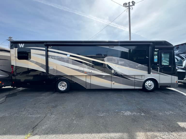 2014 Winnebago Journey 36M featured photo